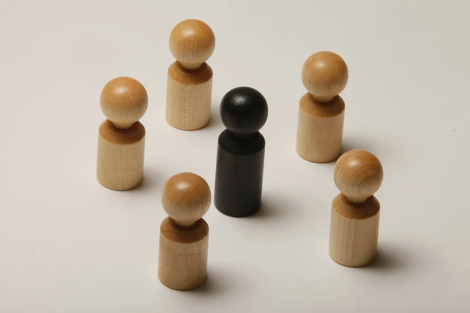 weykick-kubbolino-271-spielfiguren-6er-set-mit-k-nig-holz-2 image 1